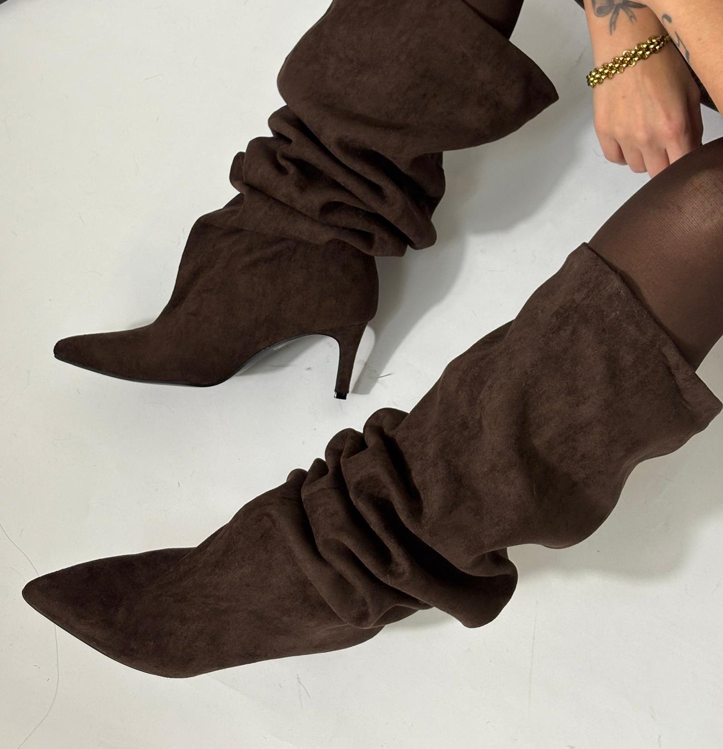 Stivale alto in camoscio